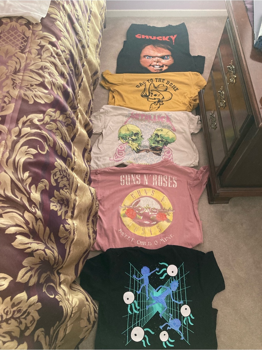Pink Short Sleeve Graphic Tee - Lot of 5 T-Shirts